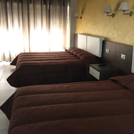 Tiburtina Hotel Holiday โรม ภายนอก รูปภาพ