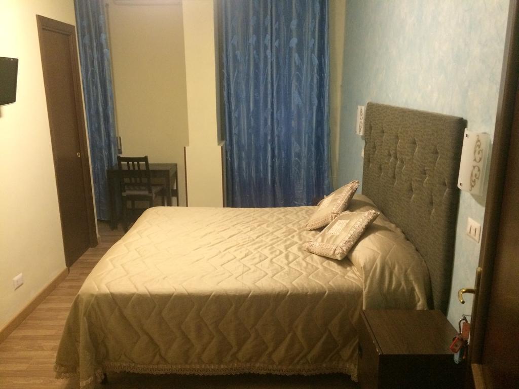 Tiburtina Hotel Holiday โรม ห้อง รูปภาพ